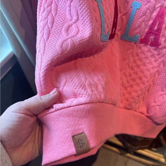 Pink Cable Knit Sweater with Festive Embroidery‎ - Picture 5 of 6